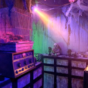 Digital Spookfest: Haunted Houses Decked Out in Tech Digital Spookfest: Haunted Houses Decked Out in Tech