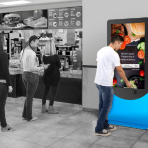 The Benefits of Digital Signage for Quick-Service Restaurants