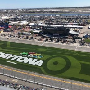 Race to the Finish! Peerless-AV’s Day at Daytona 500 Race to the Finish! Peerless-AV’s Day at Daytona 500