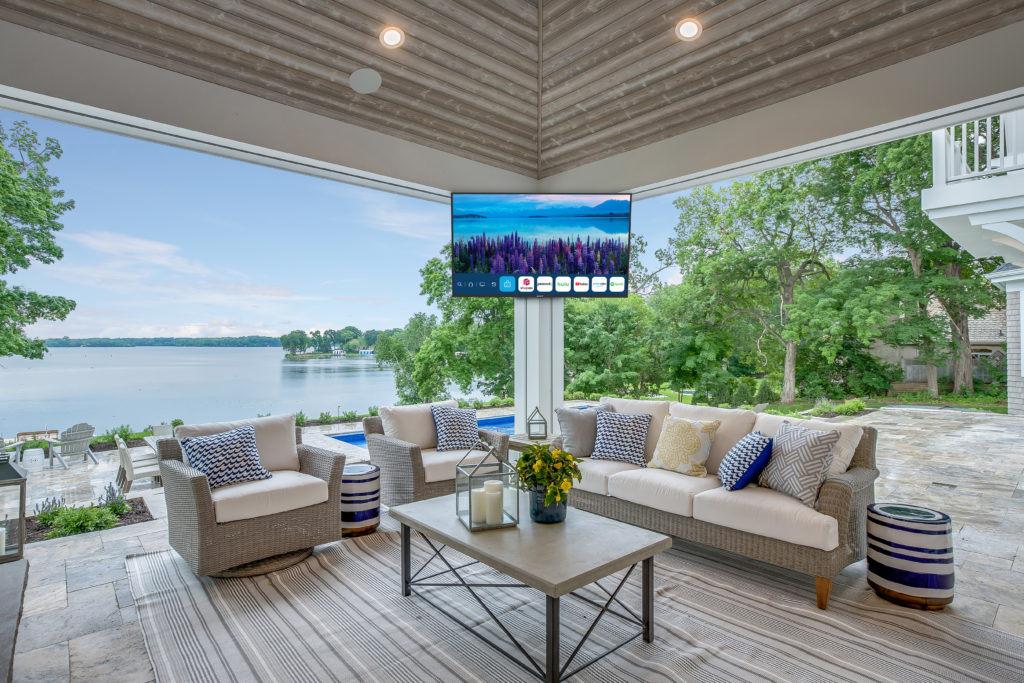Outdoor TV at lakehouse